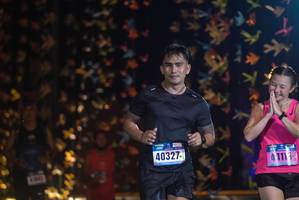 BIB: 40327, 4140, 4111
                            <button type="button" onclick="openModal(18285807)" class="btn btn-primary btn-sm float-right btn-popup" data-toggle="modal" data-target=".modal-high-quality">
                        <i class="fas fa-shopping-cart"></i> Add to Cart
                    </button>
                                            <button type="button" onclick="isThisMe(18285807, true)" class="btn btn-success btn-sm float-right btn-popup btn-isme hidden" data-toggle="tooltip" data-placement="bottom" title="นี่คือรูปของคุณใช่ไหม คลิกที่นี่เพื่อเอาเข้าอัลบั้ม">
                        <i class="fas fa-plus"></i> Add to album
                    </button>
                    <button type="button" onclick="isThisMe(18285807, false)" class="btn btn-warning btn-sm float-right btn-popup btn-isnotme hidden">
                        <i class="fas fa-ban"></i> Remove from album
                    </button>